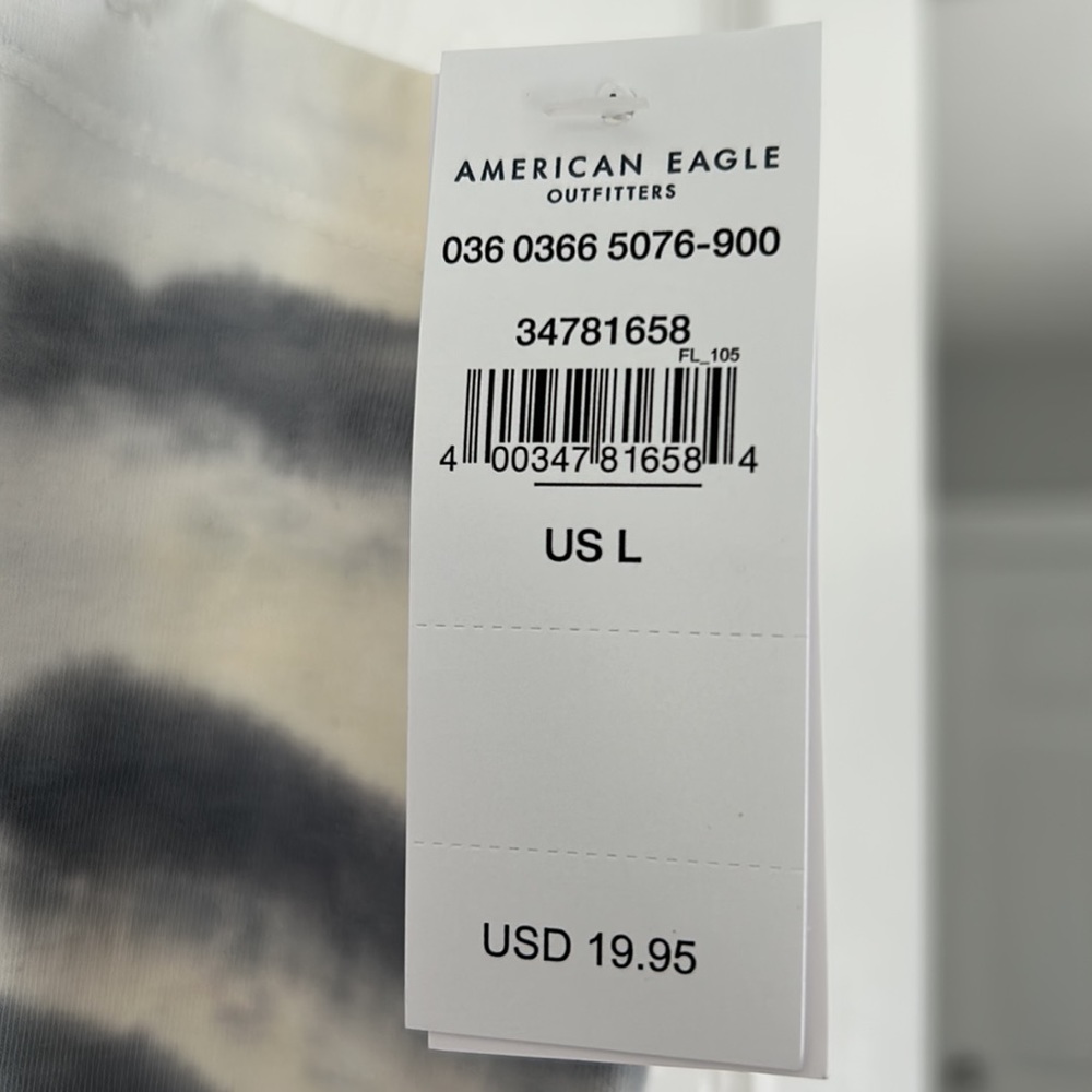 NWT American Eagle crop top. Size large. So cute! - Picture 4 of 10
